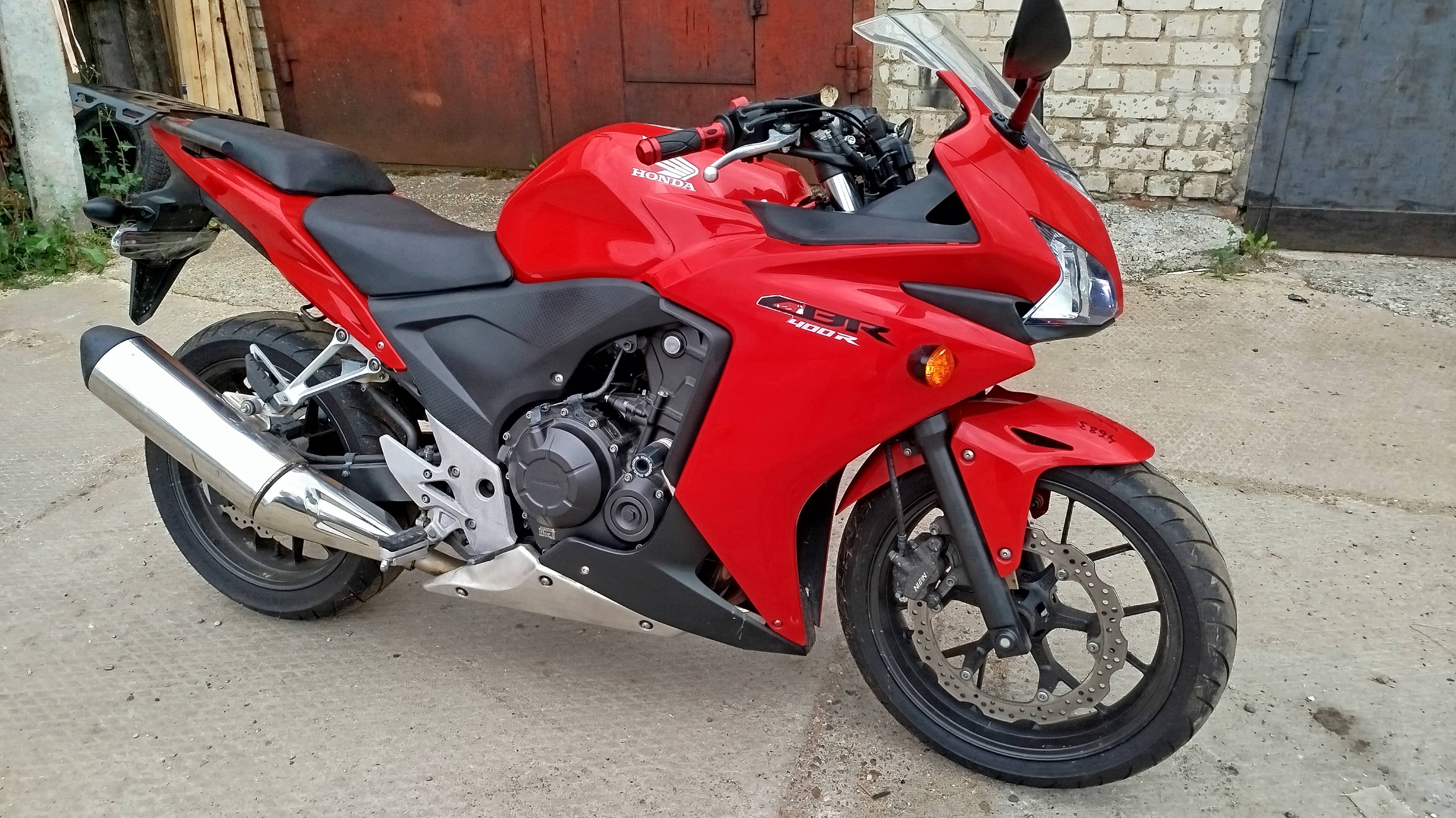 Honda CBR 400R
