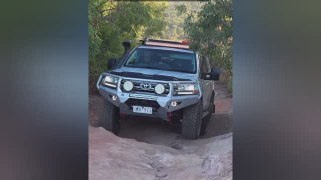 лифт land cruiser 200 с системой кдсс kdss от dvoffroad тяги, проставки под 35 колеса