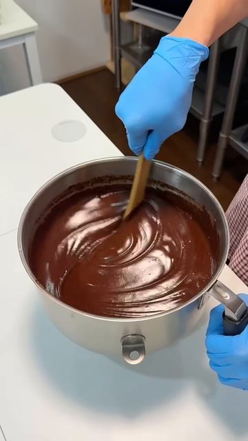 Mh5I_4GOItM - Delicious Chocolate Cake🍫