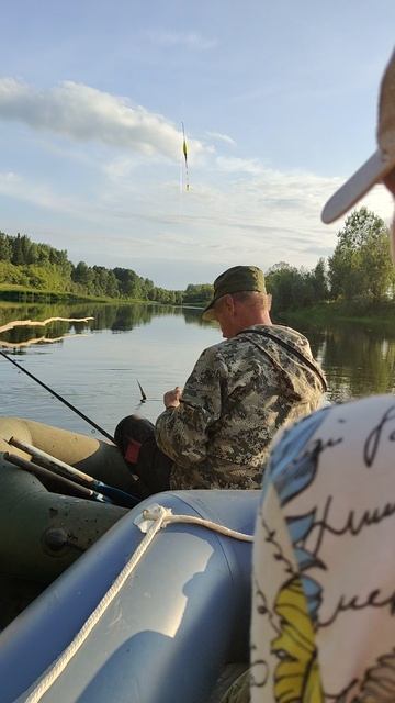 Окунь на поплавок.