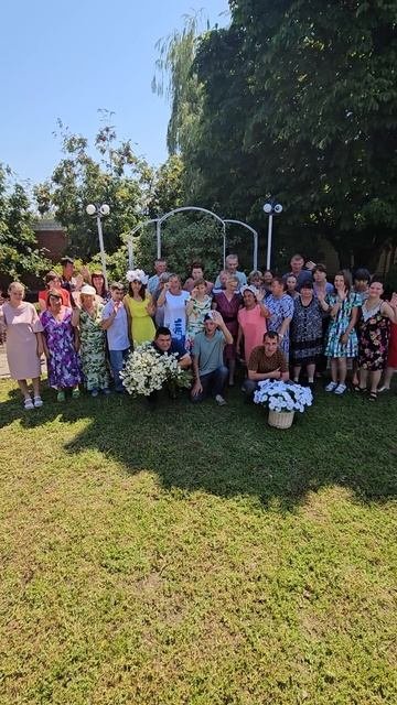 С Днем Семьи, любви и верности.