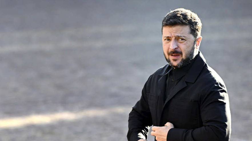 "Страна.ua": на Украине запустили процесс свержения Зеленского