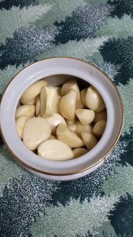 Как подольше сохранить мелкие головки чеснока