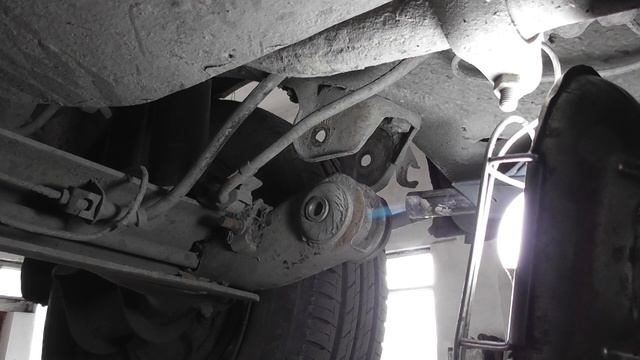 Замена сайлентблоков задней балки ваз гранта калина