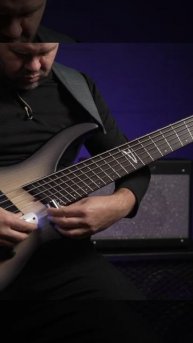 Можно ли на басу играть со слайдером? Можно и нужно! Это очень красиво. Бас Dingwall ABZ Custom
.
.