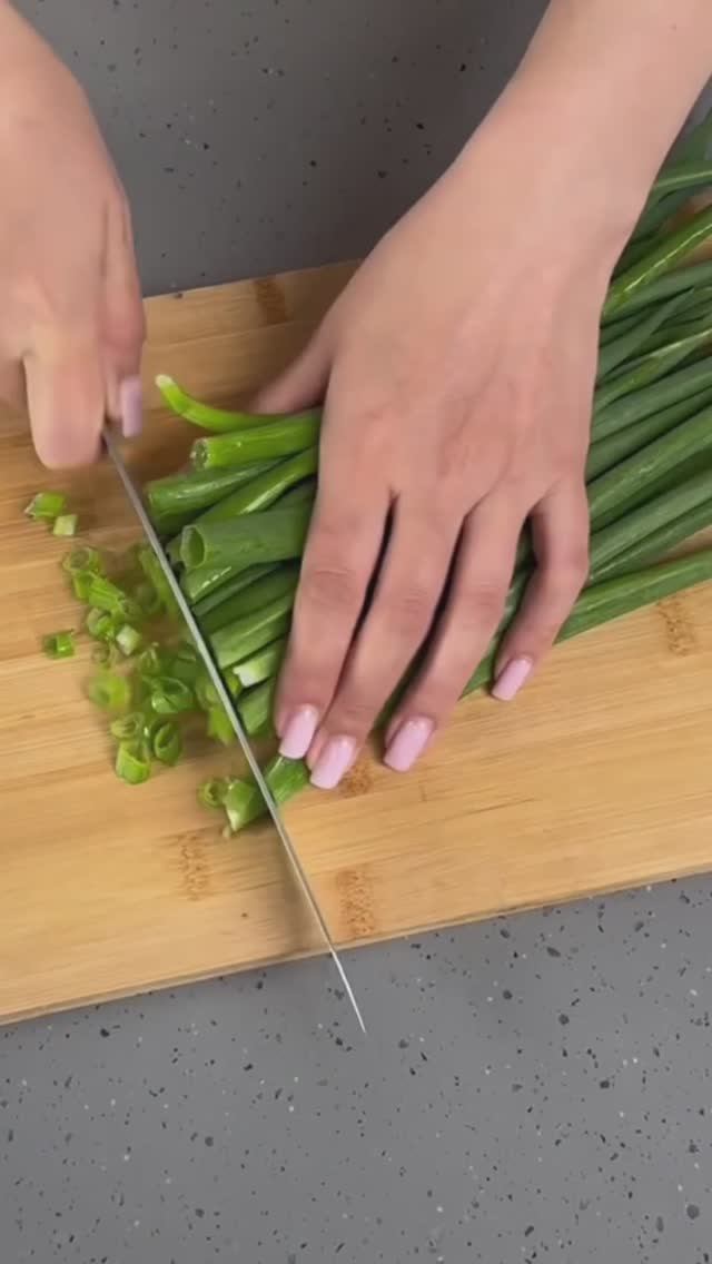 Раз, два и готово! Моментальные пирожки без возни с тестом, идеально для дачи и перекуса! ВКУСНО!