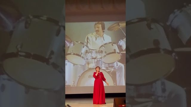 Когда простым и нежным взгпядом