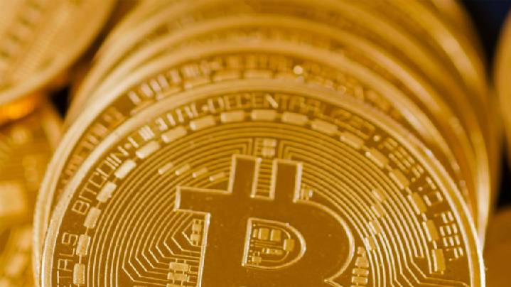 Анонимный владелец нетронутых 14 лет биткоинов стал мультимиллионером