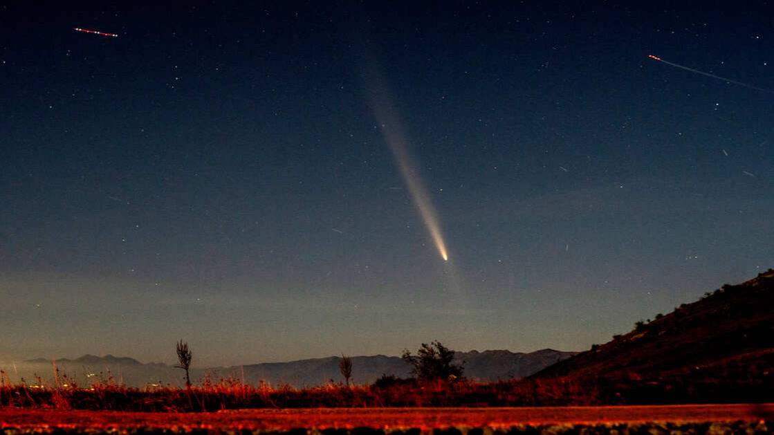 Астроном: летящий к Земле "корабль инопланетян" является кометой