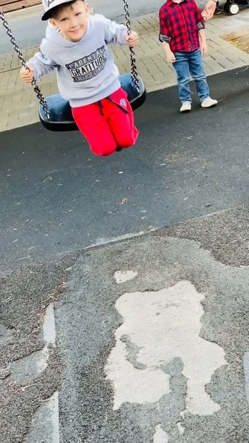 Сынка кайфует