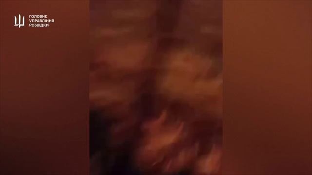 ГУР опубликовало кадры поджога истребителя Су-27УБ на учебном военном аэродроме Армавир в Краснодарс