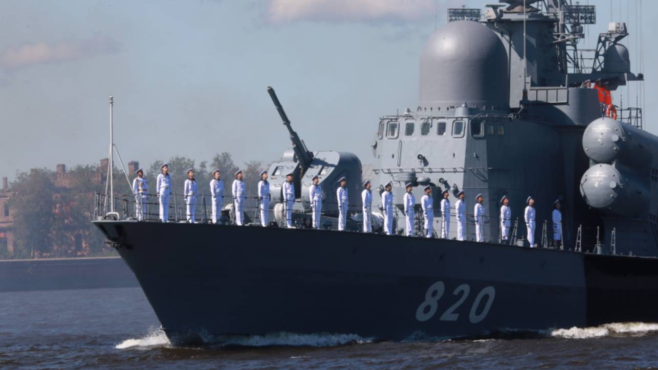 Владимир Путин поздравил военнослужащих с Днем ВМФ