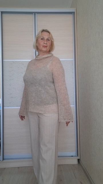 Паутинка из сури альпака 70% размер 50-52