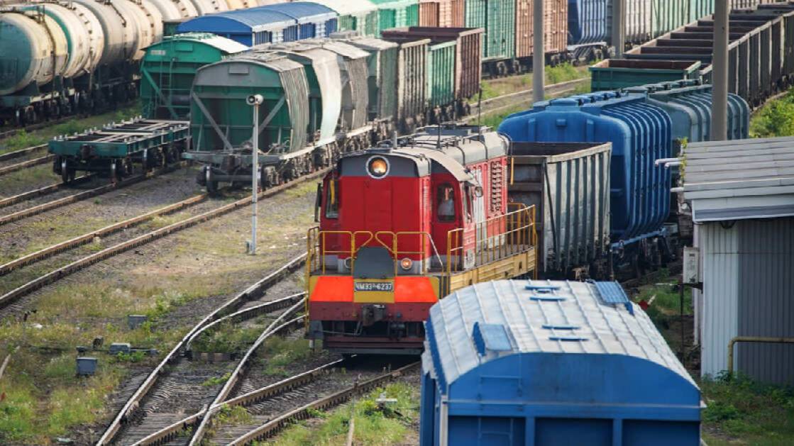 Питание контактной сети железной дороги нарушено из-за атак ВСУ под Волгоградом