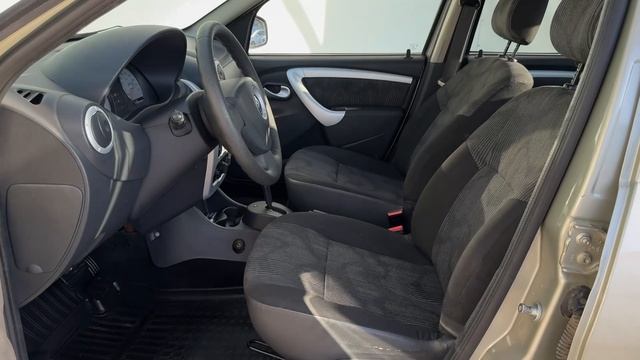 Renault Sandero I, 2012