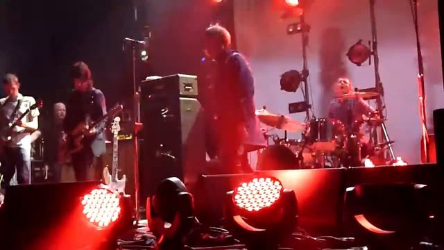 Beady Eye 02.06.11 (концовка)