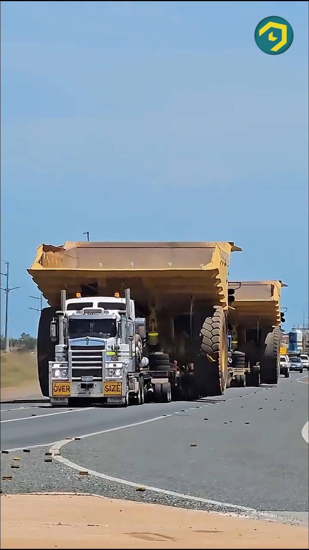 🚛 Как перевозят тяжёлую спецтехнику?