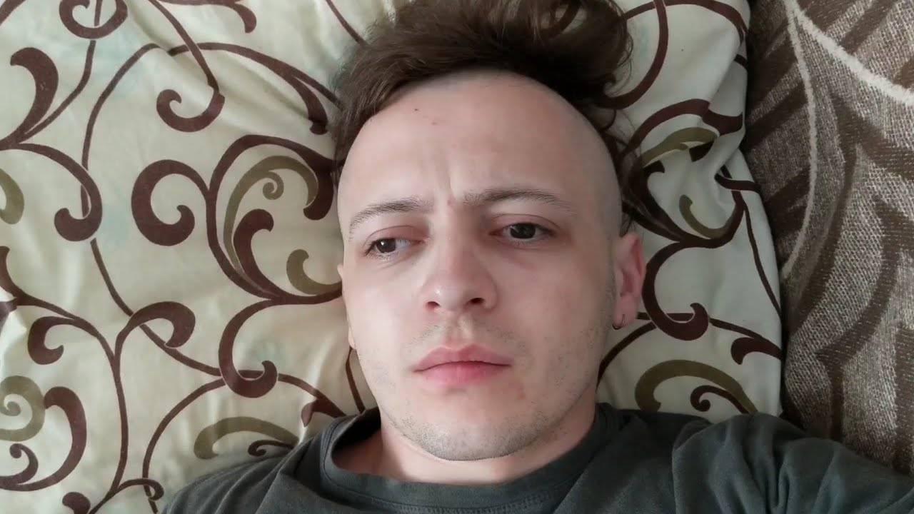 КАЖДЫЙ ДЕНЬ Я МЕЧТАЮ НАЙТИ ДЕВУШКУ И НЕ МОГУ ДУМАТЬ О ЧЕМ-ТО ДРУГОМ...