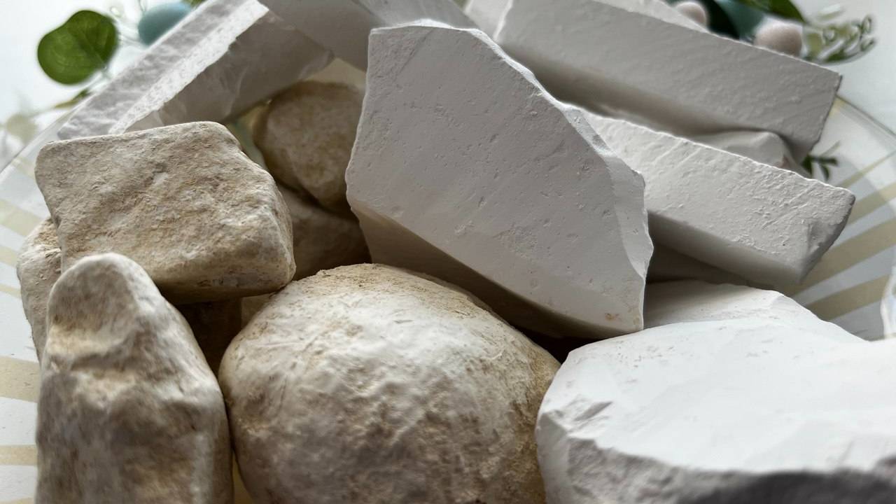 ASMR Crunch Of Dry Chalk_Хруст сухим мелом, Часть 2