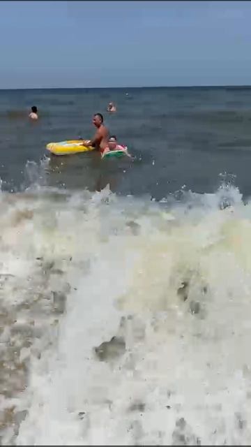 плаваю🤣🤣🤣