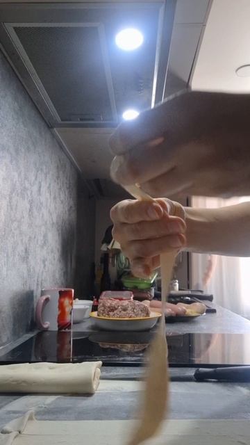 🔥🤤Сосиски и тефтели в тесте🥰#едаялюблютебя #простойрецепт #вкусноипросто #быстроивкусно #еда