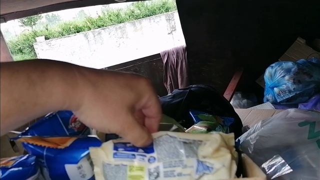 Как я зарабатываю лазая по мусоркам Питера? Dumpster Diving