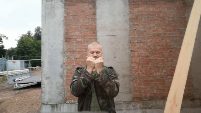 Чуток надогнул, гвоздь 200. 6, обрезной на 150, и гвоздь 150 на 5, голые руки, без магнезии