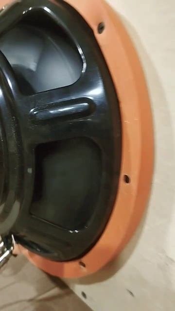 Синус ЗЯ (Закрытый ящик) 47 Гц DL Audio Piranha 12х2