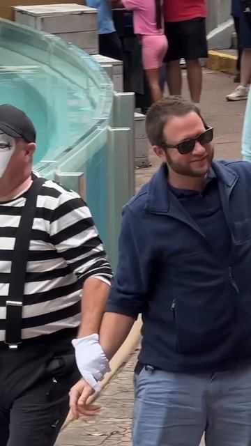 Tom Got The Ultimate Revenge 🤣 Mime Seaworld #seaworldmime #tomthemime #funny #shorts