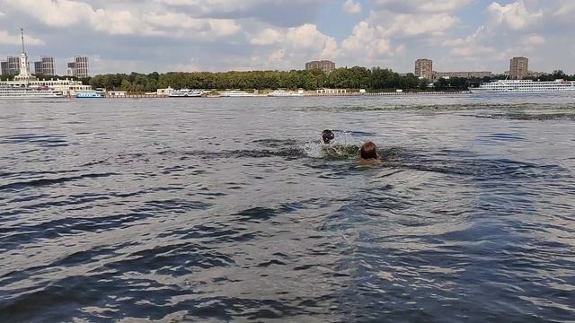 Ксюша и Аня купаются - 2 ( 28.07.2025 )