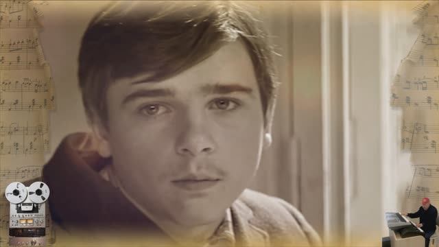 «Семнадцать лет»
Людмила Барыкина ВИА"Весёлые ребята"