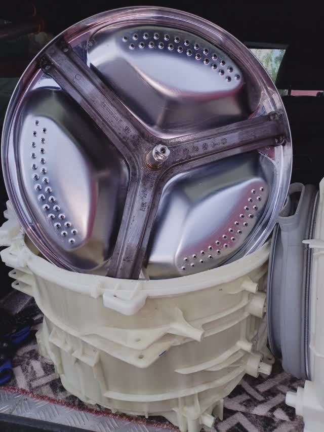 Ремонт и чистка стирально-сушильной машины