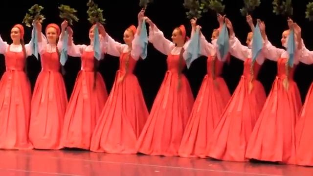 Русский танец - берёзка