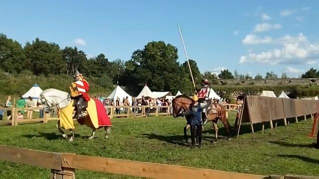 Конный рыцарский турнир в Ивангородской крепости, фрагмент #2, 20.08.2016 16:15:44