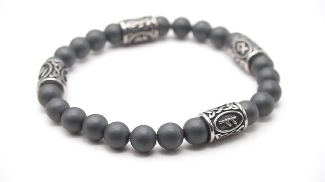 Браслет талисман из гематита с рунической формулой Деньги и удача