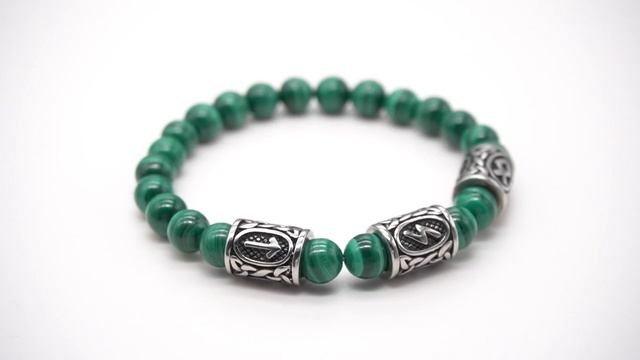 Браслет из натурального малахита с рунической формулой "Достижение"