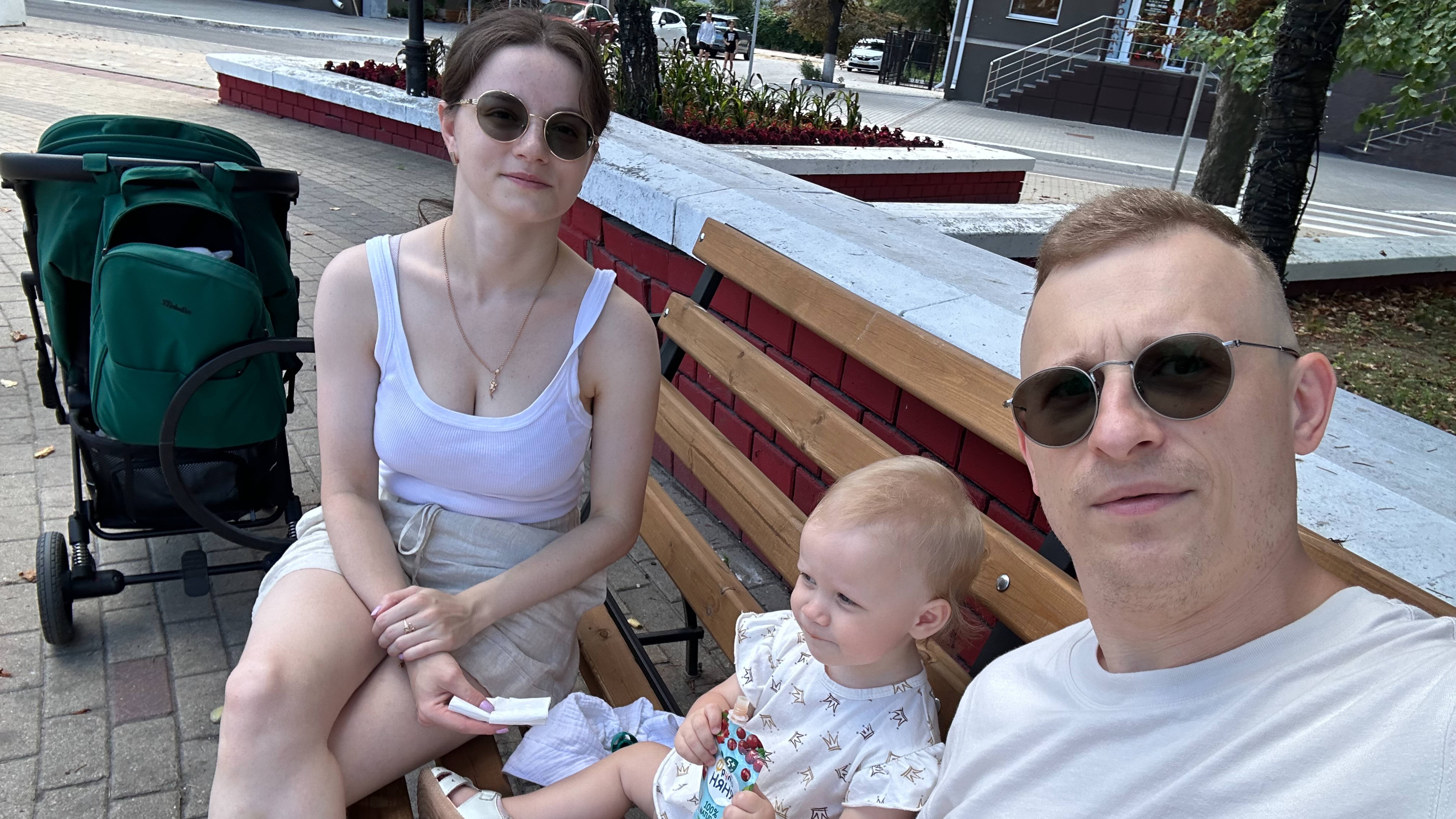 VLOG 10 Поездка в Москву / Машинный влог / Чем Ева занималась в машине