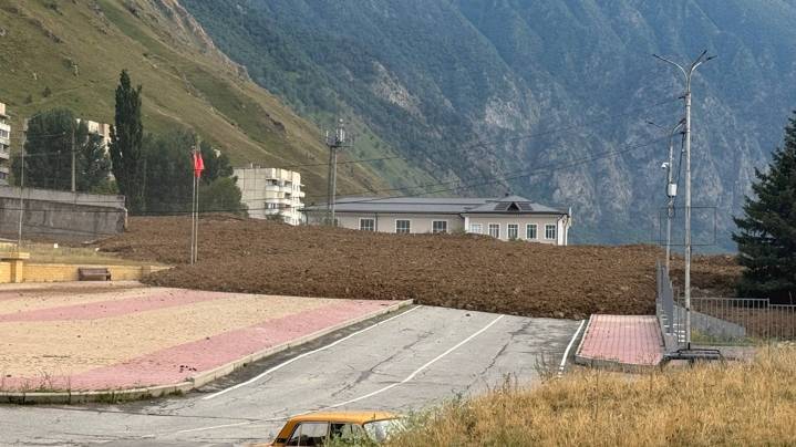 Мощный селевой поток сошел в Кабардино-Балкарии