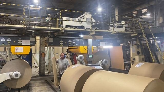 Линия для производства трехслойного гофрокартона пар 1400 мм