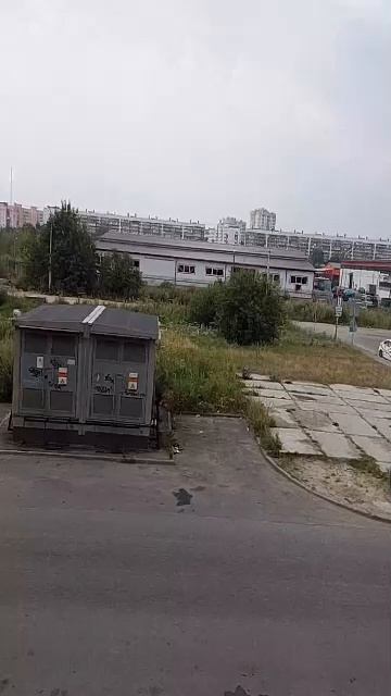 у меня нападают монстры