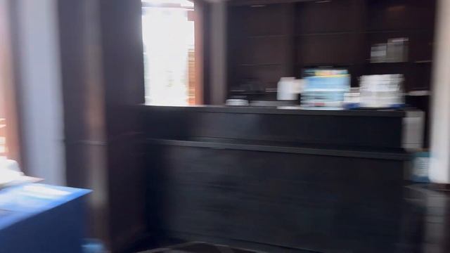 Расскажем о двух базовых вариантах отелей для длительного размещения на Буките: