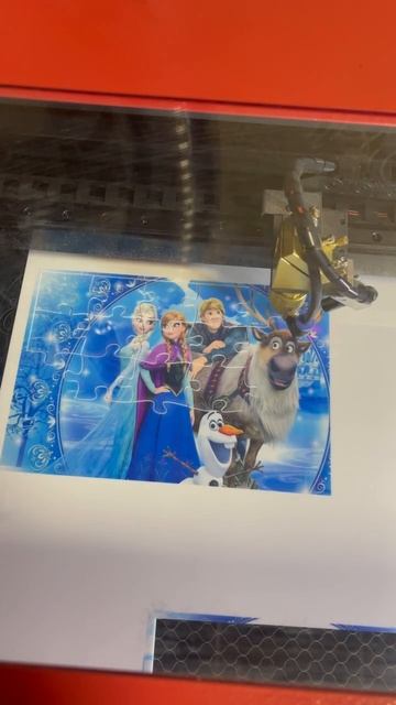 Крутой пазл из литого акрила