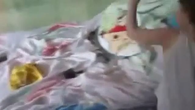 КАК ПАПА ДЕЛАЕТ ДОЧЕРИ ПРИЧЁСКУ))) ЛАЙФХАК))) ВИДЕО ПРИКОЛ 2025