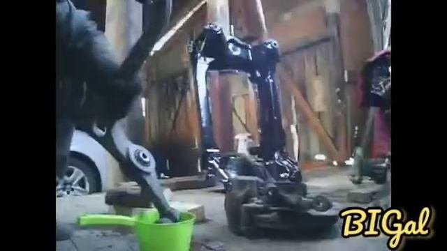 Как снять шаровые и сайлентблоки на Мерседес М272,944