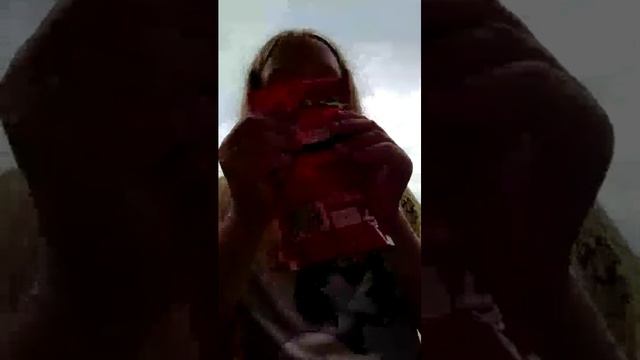 распаковка Skittles