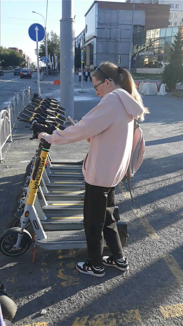 Увиделся С Катей+Катя На Самокате+Держатель+Очередной День Работы Курьером+Новые Районы(02.08.2025)