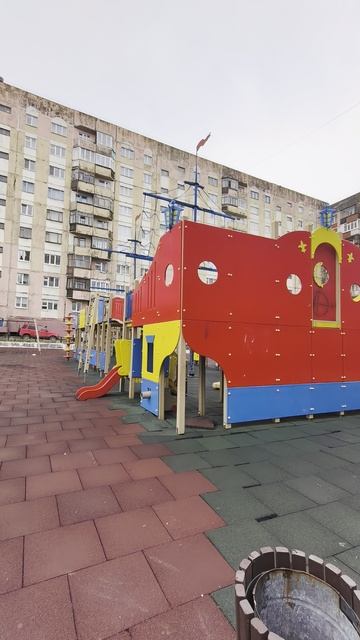 Корабль приплыл в прям в Норильск.