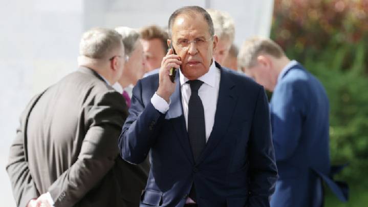 Лавров: РФ ждет конкретной реакции Киева по рабочим группам