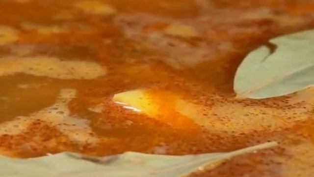 Хрустящий суп из картофеля с сухариками
