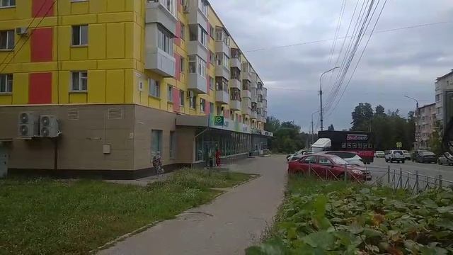 М Тореза 8